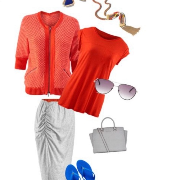 CAbi Tops - Cabi Staple Tee in Crimson
